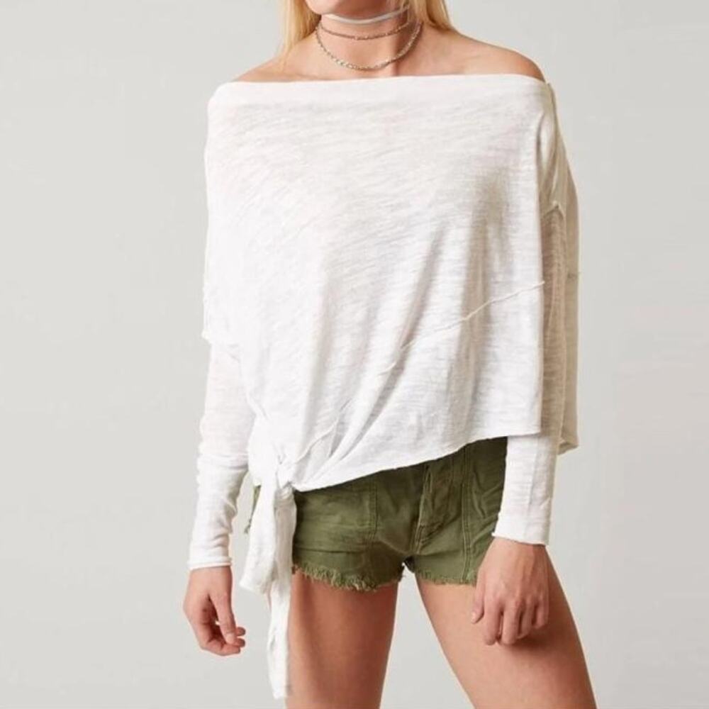 Free People We The Free “Love Lane” Oversized Off Shoulder Tie Hem Top White (M)